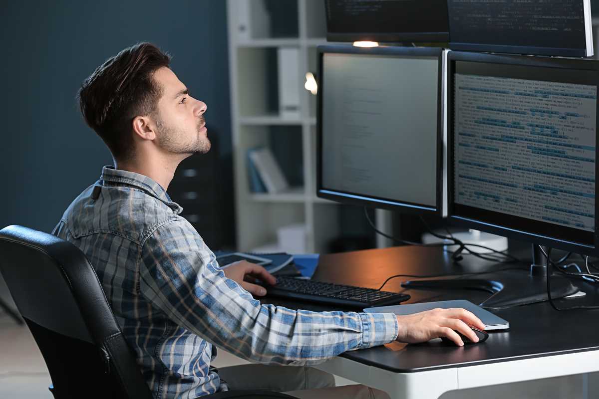 Learn How to Understand Graduate Program Requirements in Specialized Fields
