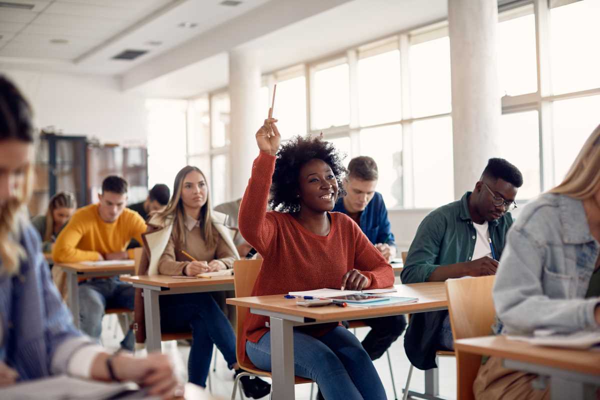 How to Successfully Transition from Campus Life to International Exchange Programs